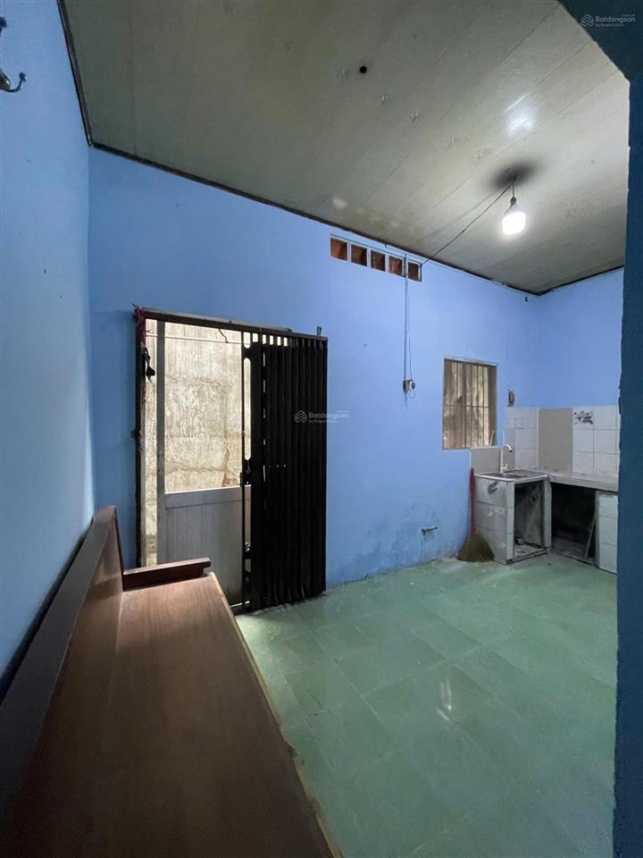 Cho thuê nhà nguyên căn cấp 4 dương quảng hàm gần bên đh văn lang cs3