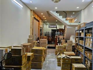 Cho thuê nhà 3 tầng, đường nhựa rộng 12m, đặng thùy trâm, bình thạnh, dt 4m x 20m, cách mt 60m