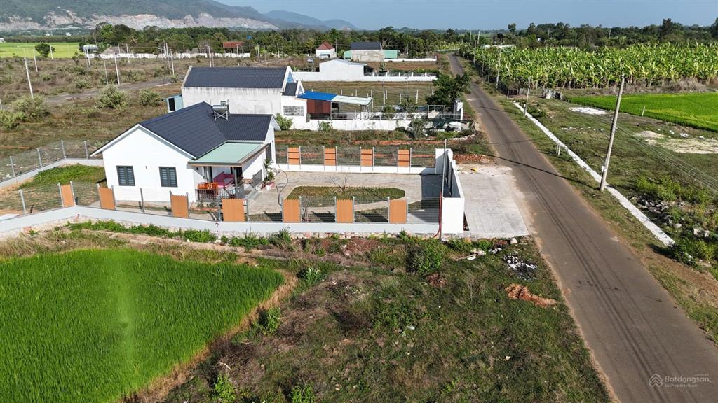 Đất hòa long, 126m2 mặt tiền đường nhựa 13m, giá 1,08 tỷ