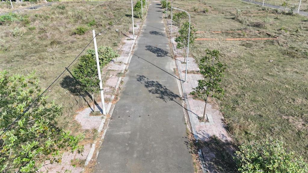 Đất hòa long, 126m2 mặt tiền đường nhựa 13m, giá 1,08 tỷ