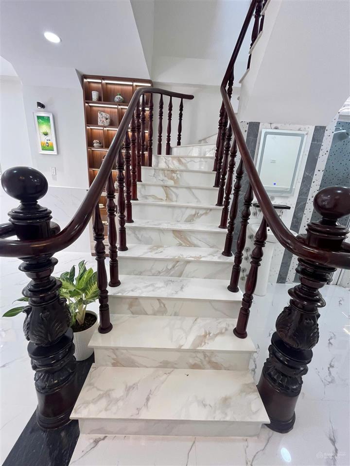 Bán nhà 44m2 mai hắc đế 3 pn 3 wc 4 tầng sân thượng nhà mới vào ở ngay