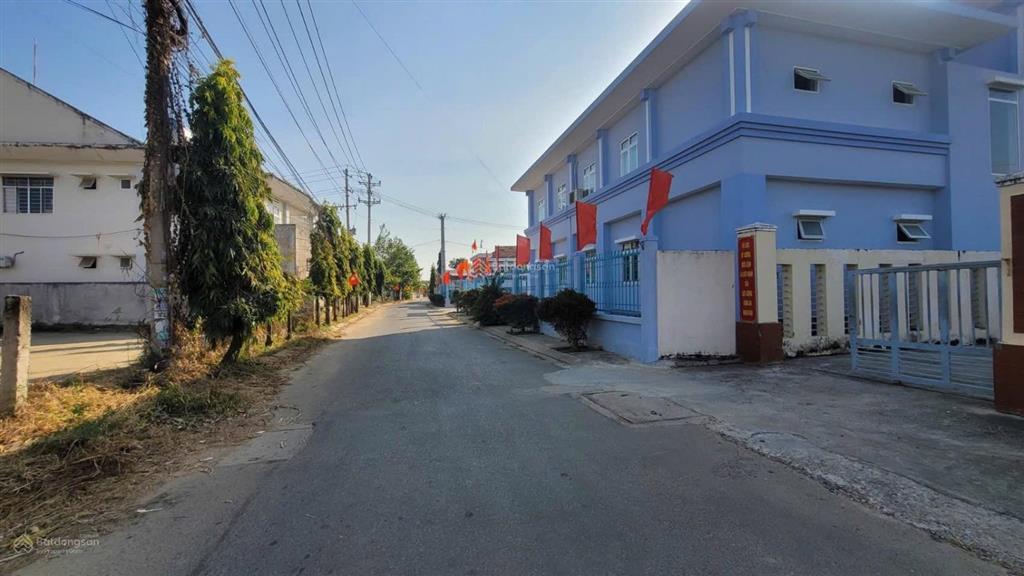 Bán đất nền 105m2 tại thị trấn phú long, 730 triệu cực chất! hot!