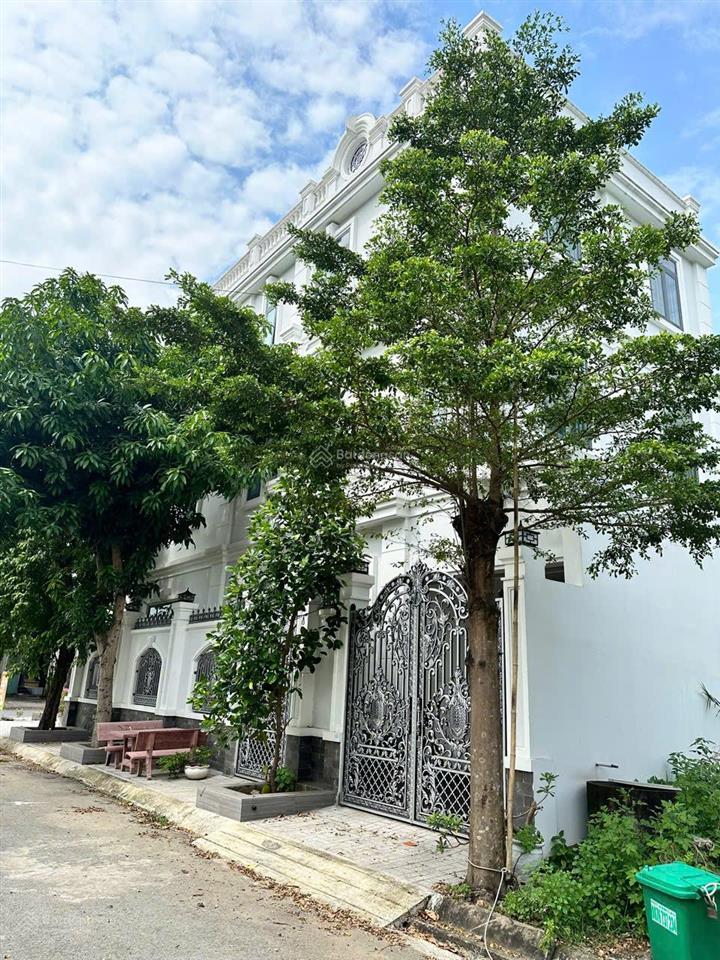 Lô biệt thự giá tốt phú hữu, 448m² chỉ 19,5 tỷ