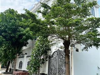 Lô biệt thự rẻ nhất phú hữu, 448m2 chỉ 19,5 tỷ