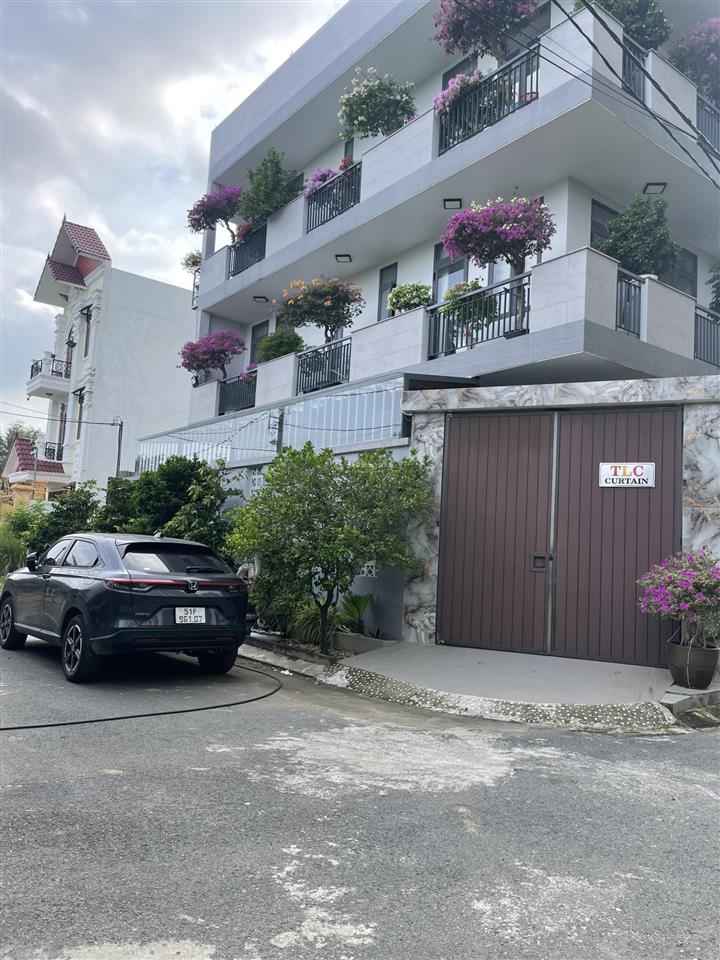 Bán nhanh lô đất gò cát 83,5m2 ngang 5,4m giá đầu tư  0918 290 ***