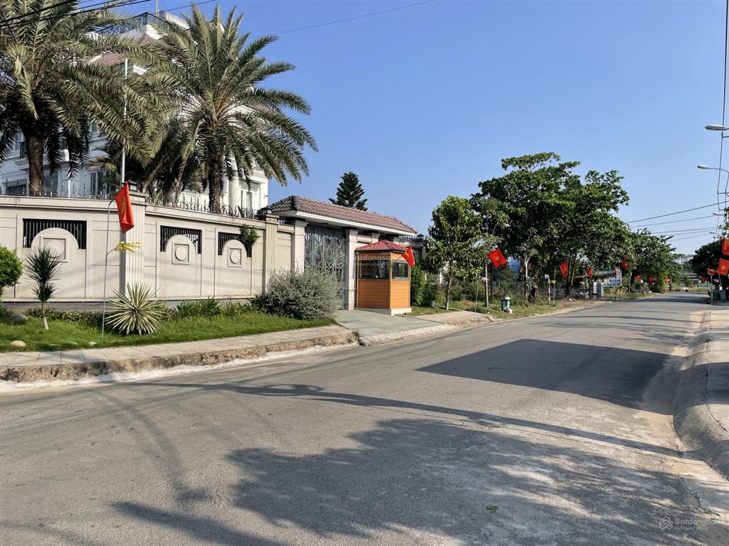 Bán nhà đường 785 kdc bách khoa, giáp quận 2. 72m2 đất ngang 5,5m. giá tốt