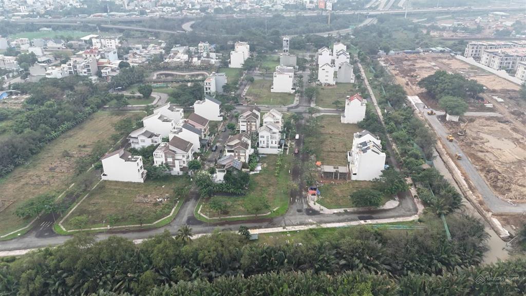 Rẻ nhất trục 16m kdc topia khang điền, giá 72tr/m2