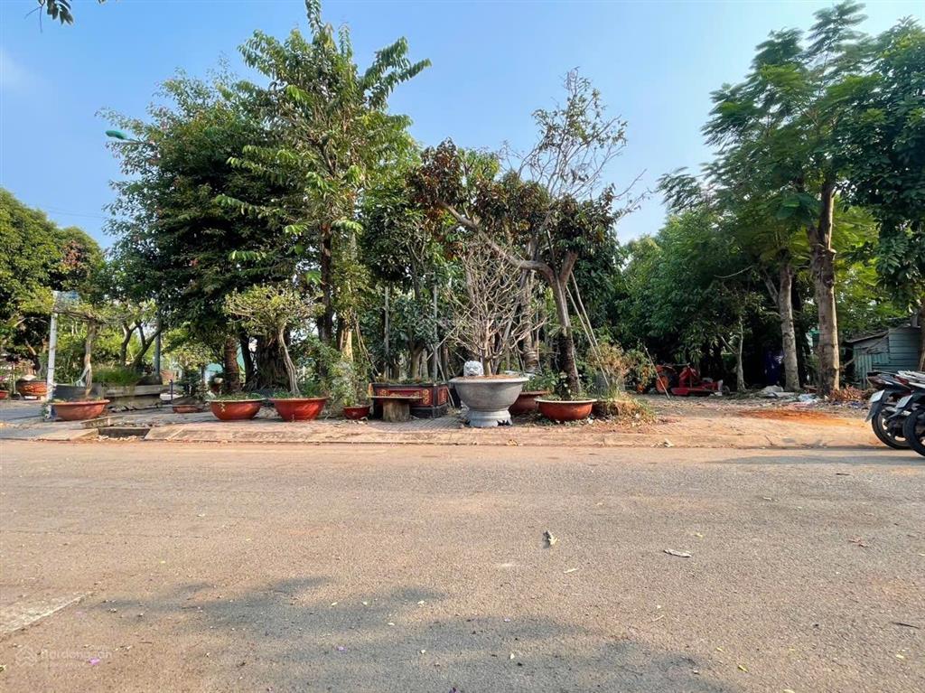 Đất nền mẫu giáo trung ương 3 liên phường, nền nhà phố 122,5m2 giá tốt nhất 77tr/m2