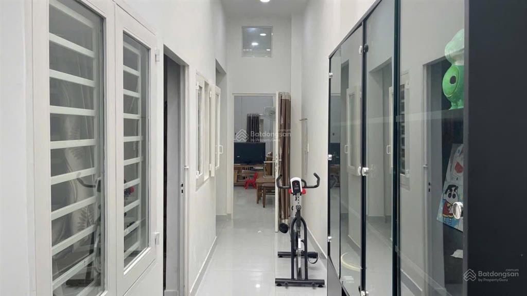 Bán nhà phước bình 107m2 đất đường 12m vỉa hè giá chỉ 9,5 tỷ