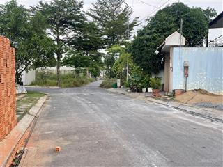 Bán lô đất bưng ông thoàn 122m2 thổ cư 112m2 đường nhựa thông 12m, giá chỉ 7,7 tỷ thương lượng mạnh