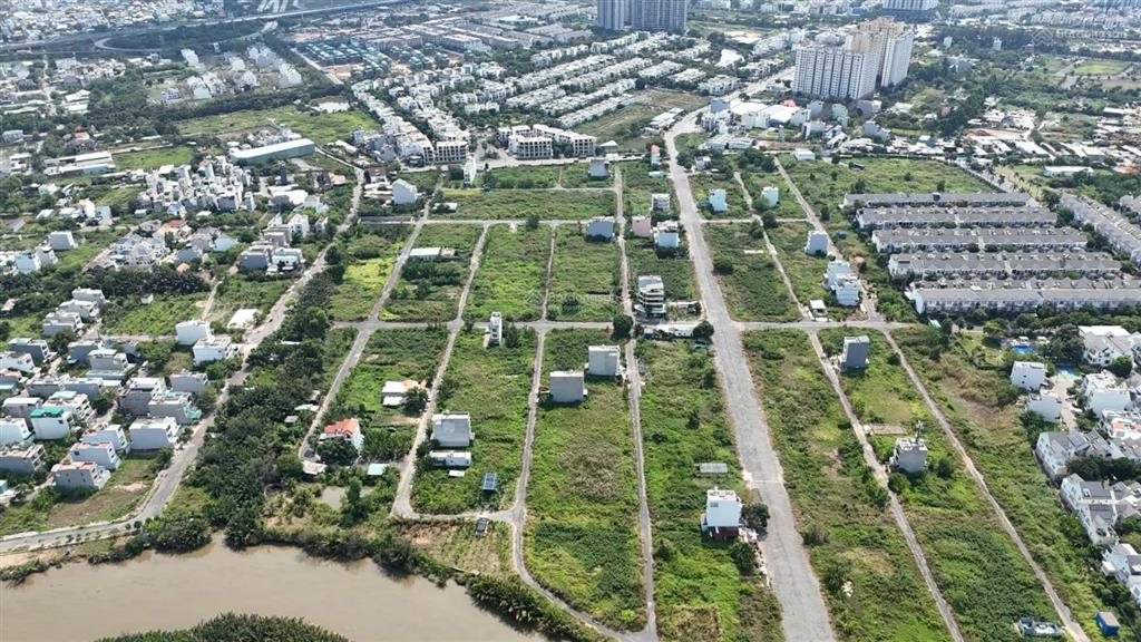 Bán đất nền dự án tại khu dân cư sở văn hoá thông tin, quận 9, hồ chí minh, 6,9 tỷ, 90m2