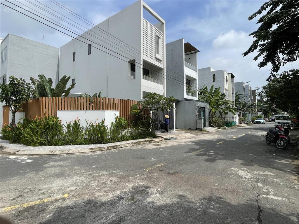 Bán nhanh lô đất trục chính giá tốt diamond town bưng ông thoàn