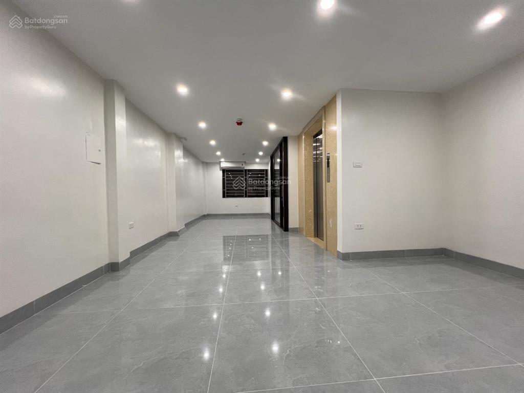 Cực phẩm phân lô kim đồng, 60m2. ngõ thông bàn cờ, vỉa hè rộng, 2 thoáng. ô tô chạy vòng quanh