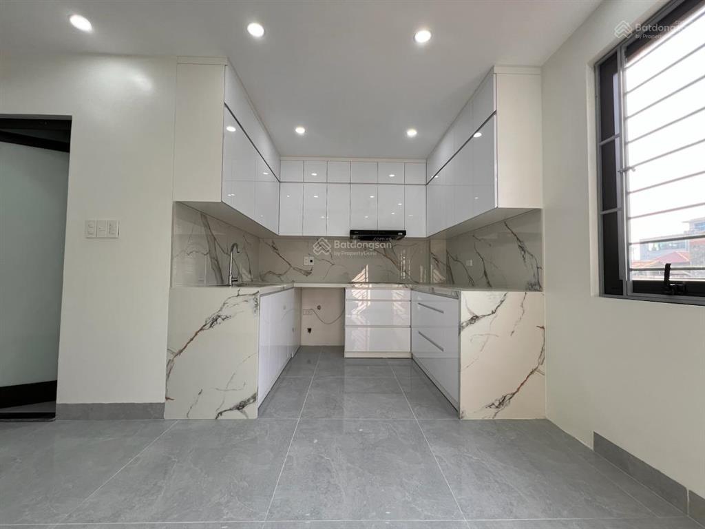 Cực phẩm phân lô kim đồng, 60m2. ngõ thông bàn cờ, vỉa hè rộng, 2 thoáng. ô tô chạy vòng quanh