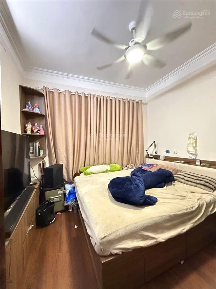Bán nhà riêng tại kim đồng  giáp bát. 61m2, ngõ thông, gần phố. đi bộ ra hồ, nhiều tiện ích