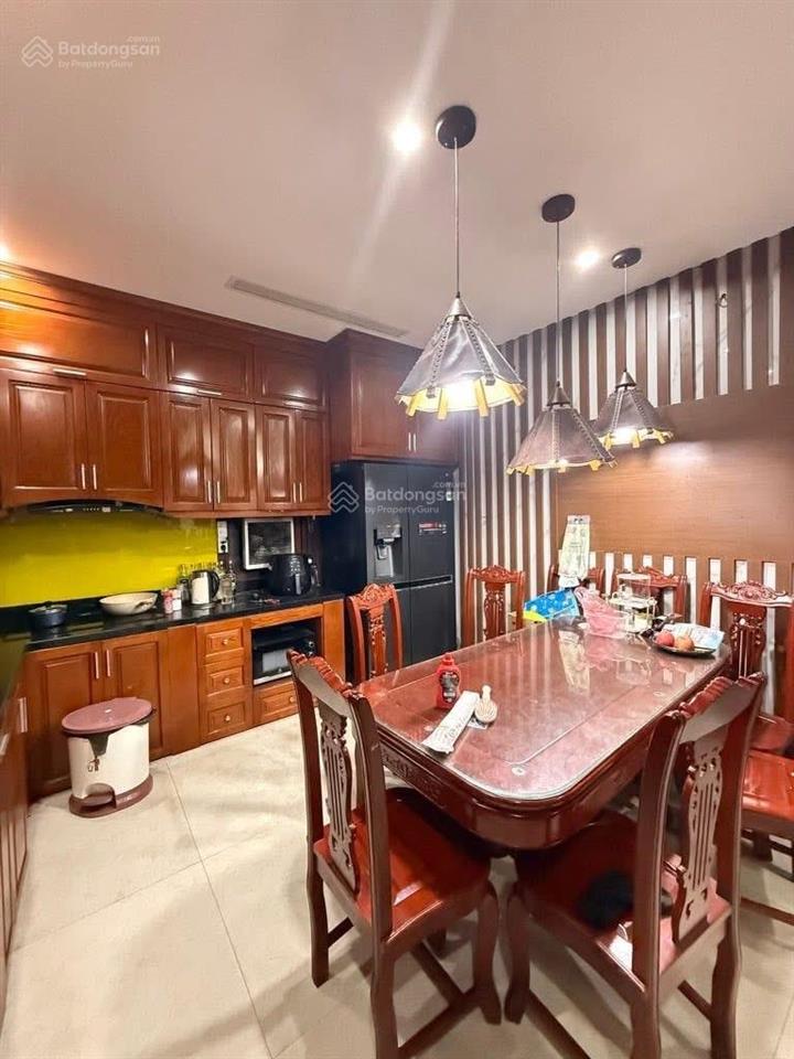 Bán nhà riêng tại kim đồng  giáp bát. 61m2, ngõ thông, gần phố. đi bộ ra hồ, nhiều tiện ích