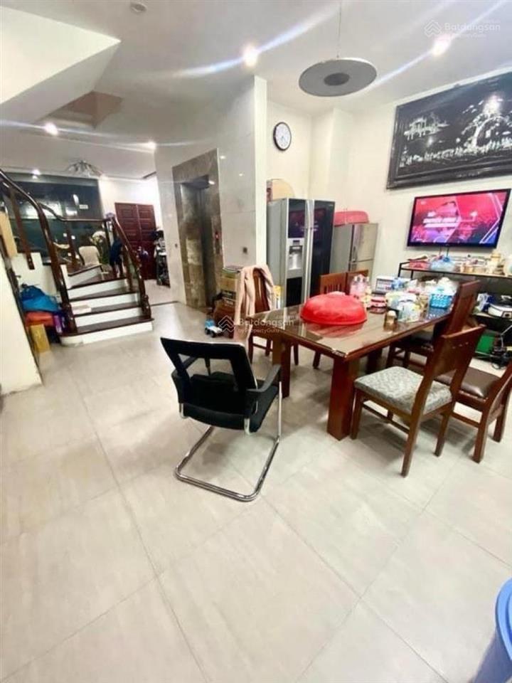Bán nhà lk 95m2 nguyễn trãi  ngã tư sở. ô tô tránh, dừng đỗ. rất gần phố, an ninh vip, ở rất sướng