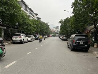Chủ thiện chí bán lk  kđt ao sào  thịnh liệt, 70m2, cây xanh mát rượi, 3 ô tô tránh nhau, ở sướng