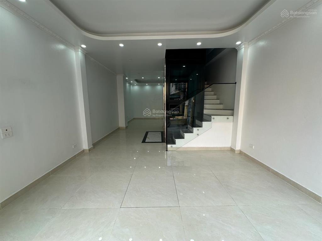 Nhà mới tinh nguyễn chính tân mai. 58m², ngõ thông, ô tô tránh, ở ngay  hơn 18 tỷ