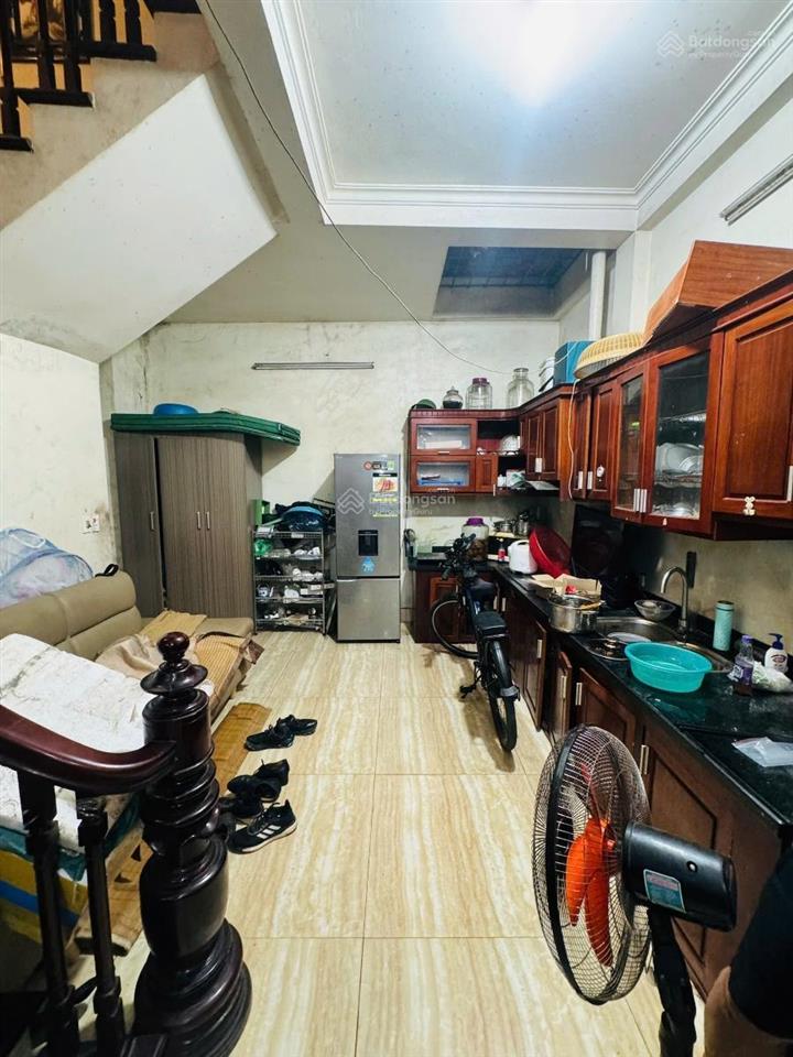 Bán nhà dân xây thanh đàmthanh lân. 100m2, ô tô tránh, dừng đỗ. kd đa dạng  hơn 26 tỷ