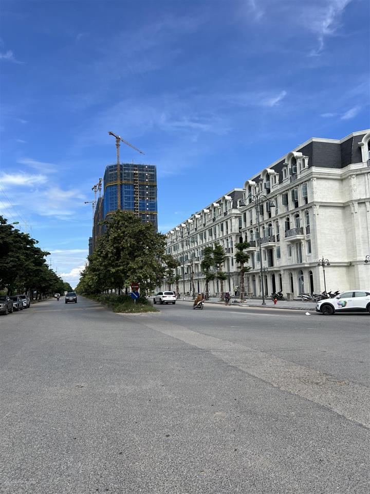 Bán nhà riêng an dương vương, 60m2, 2 thoáng, ô tô tránh, thông các ngả. dân cư văn minh, ở sướng