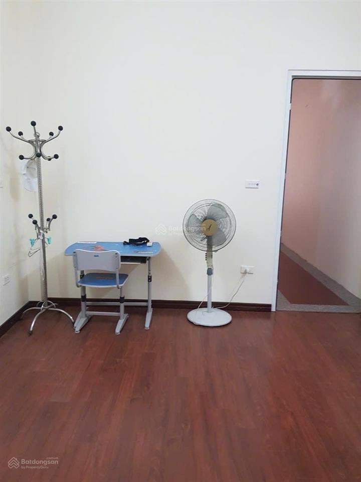 Bán nhà riêng 58m2 đường yên hoà  hạ yên quyết, ngõ thông, 2 thoáng, gần phố. nhiều tiện ích
