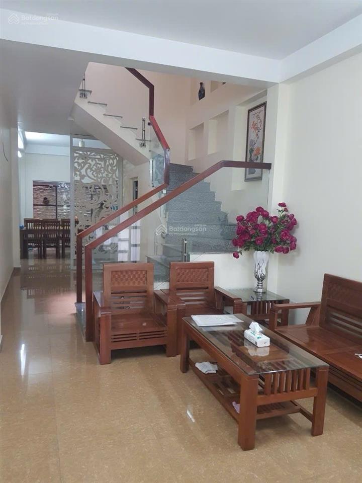 Bán nhà riêng 58m2 đường yên hoà  hạ yên quyết, ngõ thông, 2 thoáng, gần phố. nhiều tiện ích