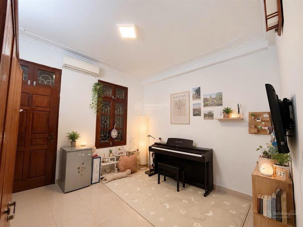 Bán nhà đường phan đình giót, 45m2, ngõ rộng thoáng, gần phố, dân cư văn minh, gần hồ. ở sướng