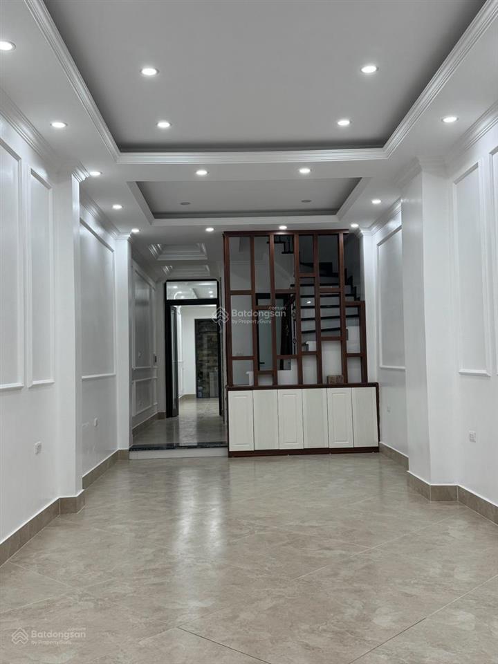 Bán nhà đường kim đồng, 80m2, ngõ to rộng, thông khắp các ngả, vỉa hè rộng, ô tô tránh. kinh doanh