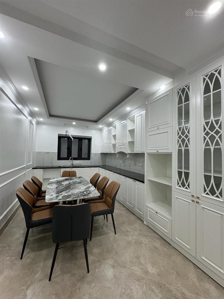 Bán nhà đường kim đồng, 80m2, ngõ to rộng, thông khắp các ngả, vỉa hè rộng, ô tô tránh. kinh doanh