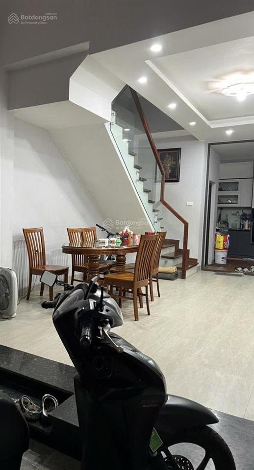 Bán nhà kv kim đồng  tân mai, 55m2, 1 nhà ra phố, dân xây chắc chắn. nhiều tiện ích, ở sướng