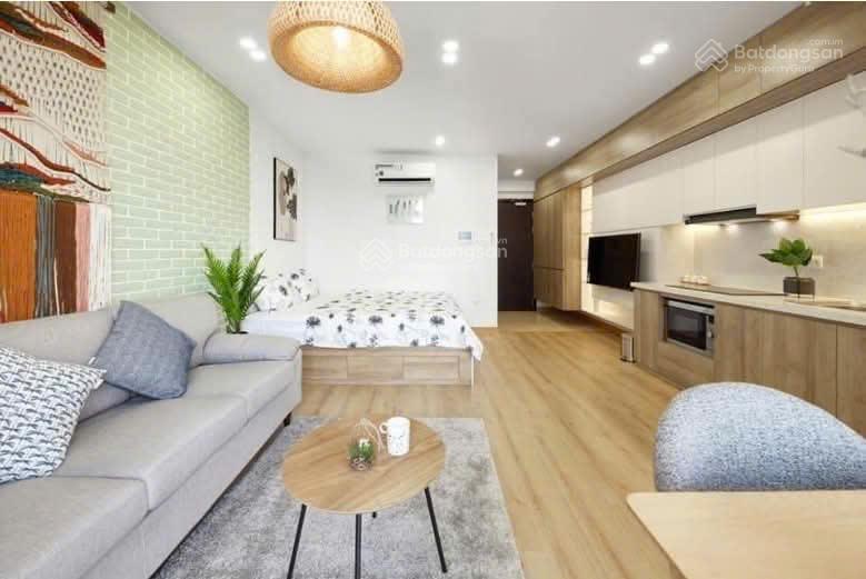 Bán nhanh căn studio vị trí đẹp, tầng trung d'capitale trần duy hưng giá 3tỷ4 cho khách thiện chí
