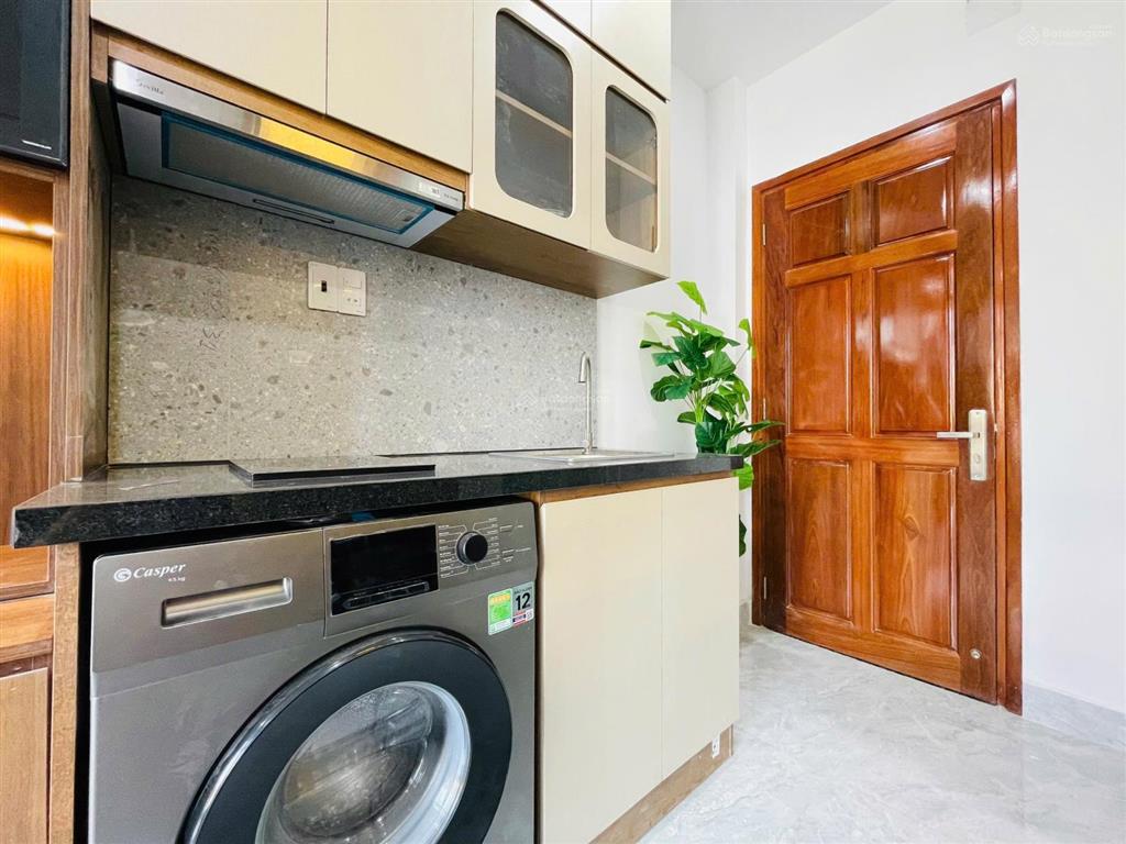 Bán chdv. 5t. 9phòng. full nội thất. trang bị đủ pccc