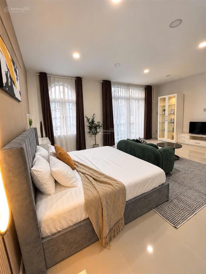 Cho thuê villa trung tâm quận 1  6pn  6wc  9 giường  210 triệu  có thuê ngắn hạn inbox