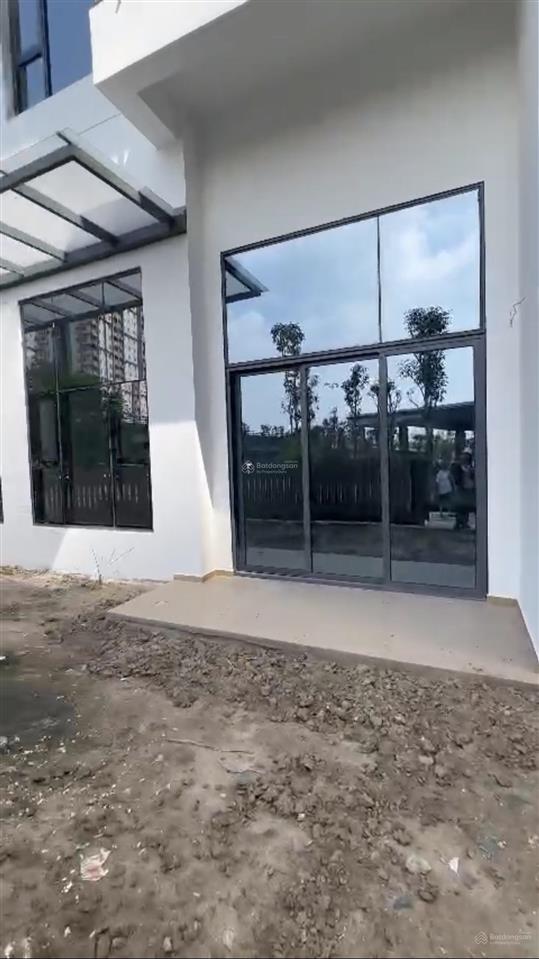 Bán dual key the infinity 198m2  3pn 3wc trần cao 5,8m giá 20ty all in call 0906 891 ***