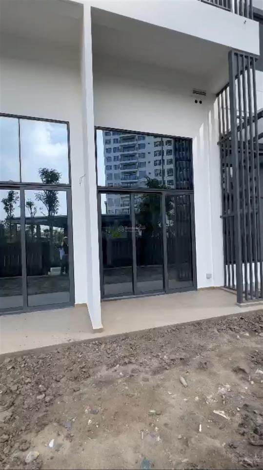 Bán dual key the infinity 198m2  3pn 3wc trần cao 5,8m giá 20ty all in call 0906 891 ***