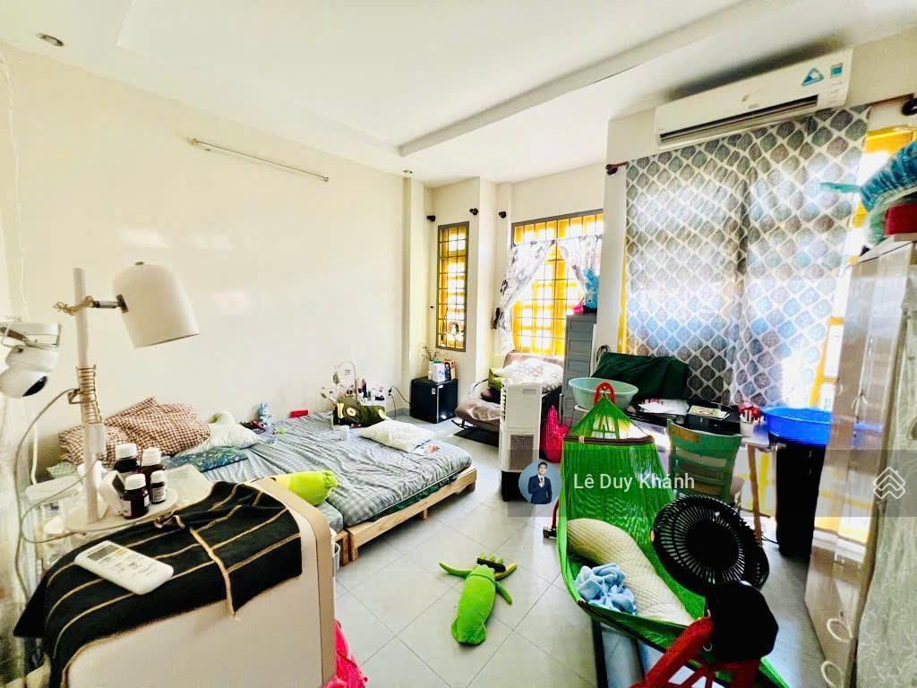 Gấp bán "10 tỷ giảm về 8,89 tỷ"  bán nhanh nhà 2 tầng (5m x 18m)  ngay chợ bà chiểu giáp q. 1