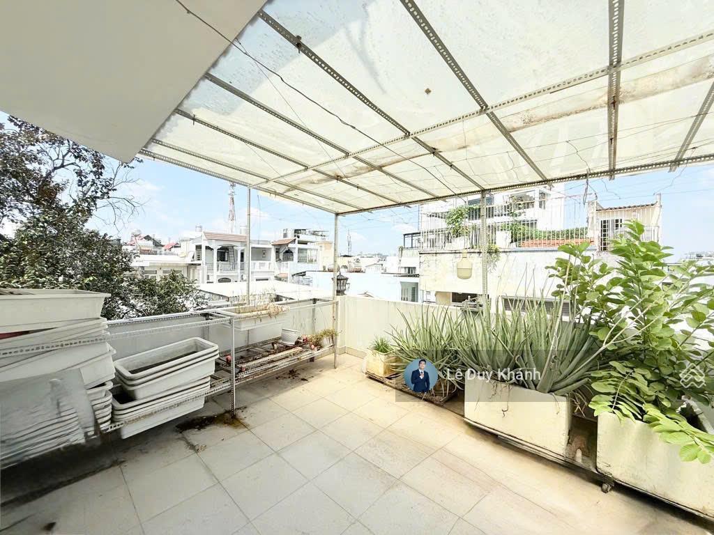 Gấp bán 9,9 tỷ giảm về 7,99 tỷ  bán nhanh siêu phẩm nhà 4 tầng (4,6m x 13m)  bùi đình túy