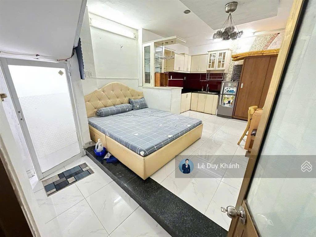 Siêu dòng tiền 1,6 tỷ/năm  bán tòa chdv 5 tầng có 26 chdv  ngay vincom plaza nguyễn xí