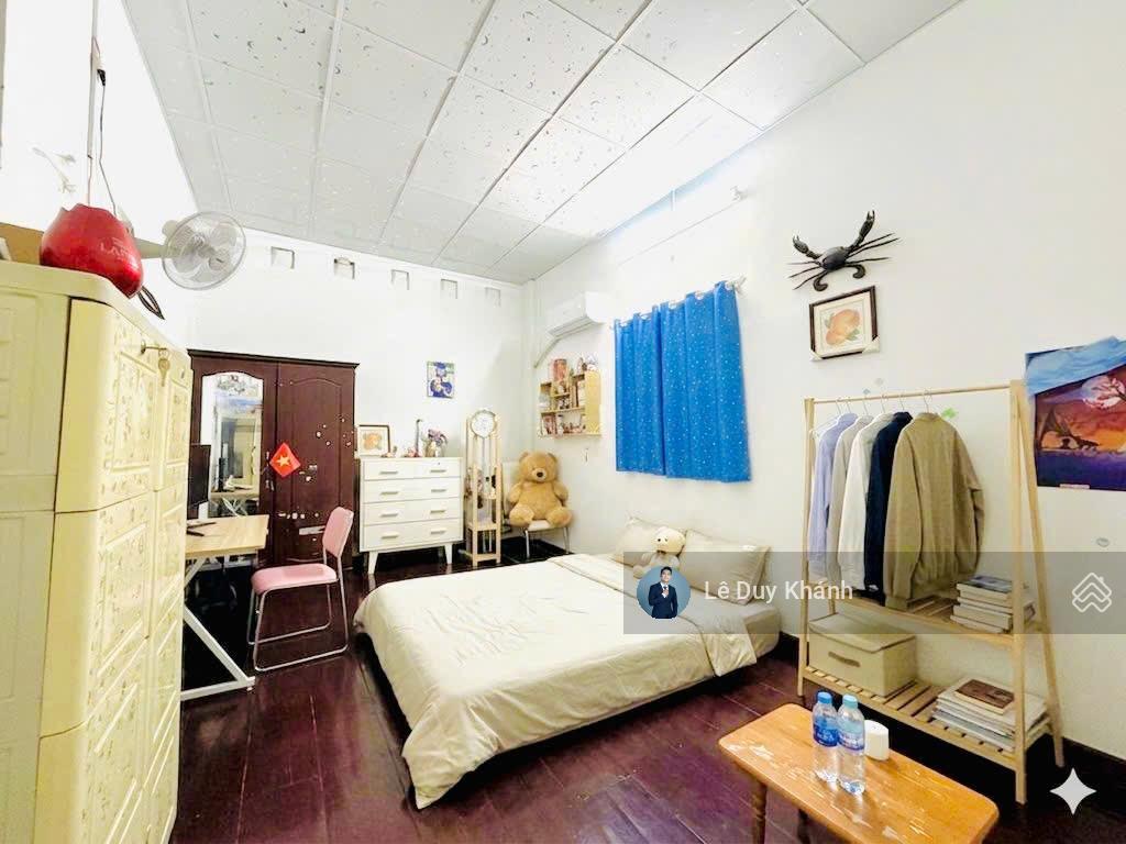 Sốc giảm 2 tỷ! bán nhanh nhà 2 tầng 70m2  3 mặt tiền yên đỗ ngay chợ bà chiểu sát vách q. 1