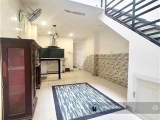 Sốc giảm 2 tỷ! bán nhanh nhà 2 tầng 70m2  2 mặt tiền yên đỗ ngay chợ bà chiểu sát vách q. 1