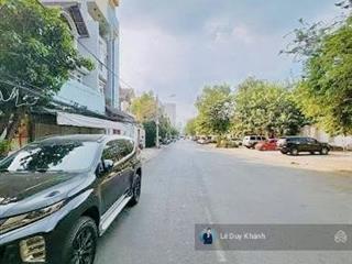 Gấp định cư '85 tỷ giảm về 70 tỷ' (chỉ 175tr/m2)  bán nhanh nhà 3 tầng 400m2 mặt tiền vũ ngọc phan
