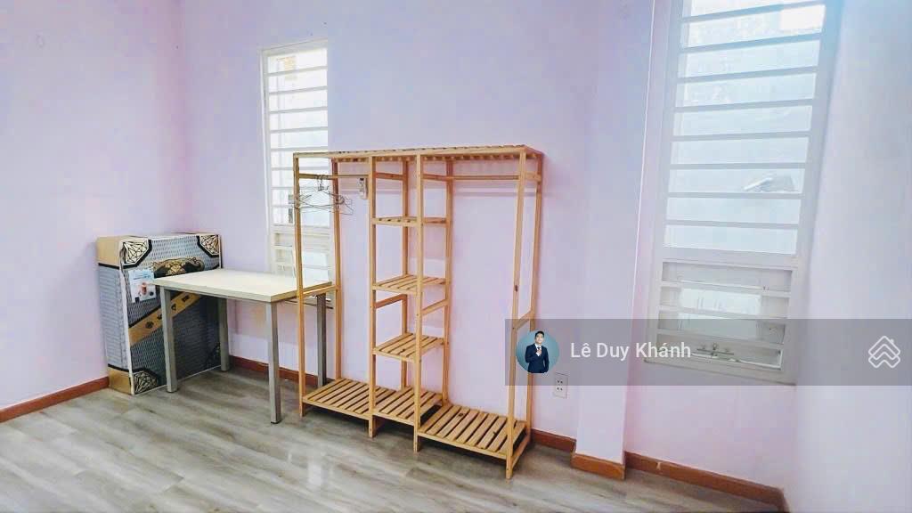 Quá rẻ chỉ "93tr/m2"  bán đất tặng nhà 2 tầng 80m2 (5m x 16m)  có 6chdv ngay sát rạch xuyên tâm