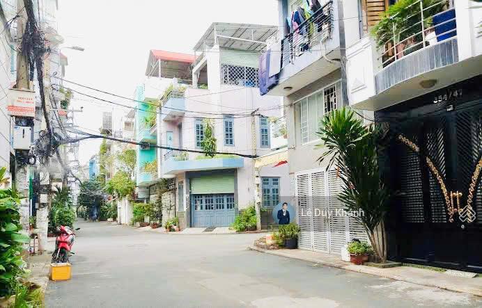 Ngộp giảm "13.5 tỷ còn 11.5 tỷ" (chỉ 109tr/m2)  bán nhanh nhà c4 105 m2 (5.3m x 20m)  hẻm 6m