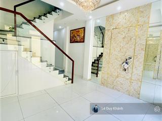 Gấp định cư 7.5 tỷ giảm về 6.79 tỷ  bán siêu phẩm nhà 4 tầng full nội thất  gần chợ nguyễn xí