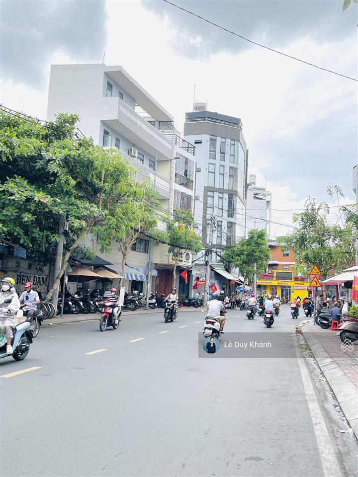 Siêu hiếm bán đất tặng nhà 2 tầng 40m2  mặt tiền kinh doanh bùi đình túy  đường rộng 20m có lề