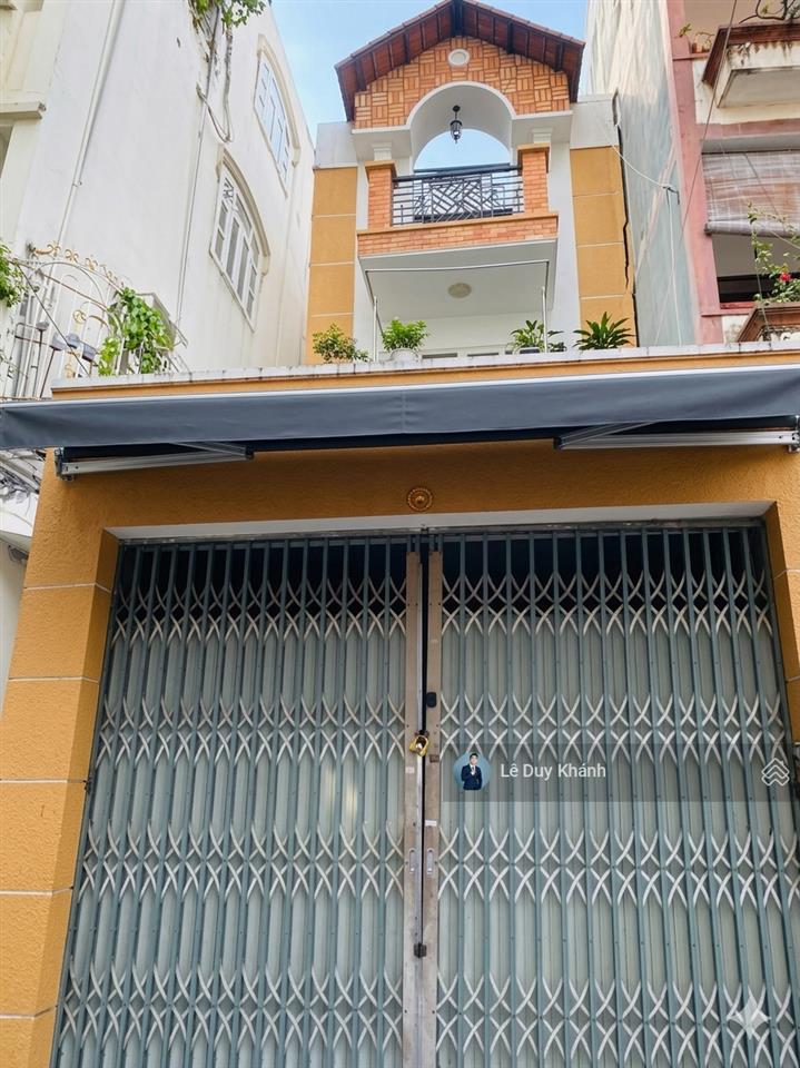 Gấp bán 13 tỷ giảm về 10,4 tỷ  bán nhanh nhà 4 tầng (4,2m x 22m)  lô góc ngay đh hồng bàng