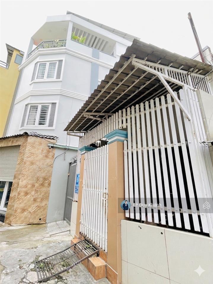 Bán đất tặng nhà 2 tầng 80.4m2 (4mx22m)  hẻm xe hơi ngay đh công nghệ điện biên phủ giáp q. 1