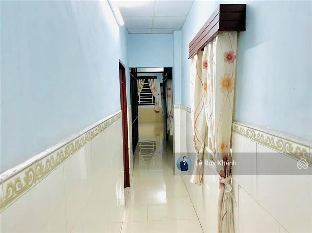 Bán đất tặng nhà 2 tầng 80.4m2 (4mx22m)  hẻm xe hơi ngay đh công nghệ điện biên phủ giáp q. 1