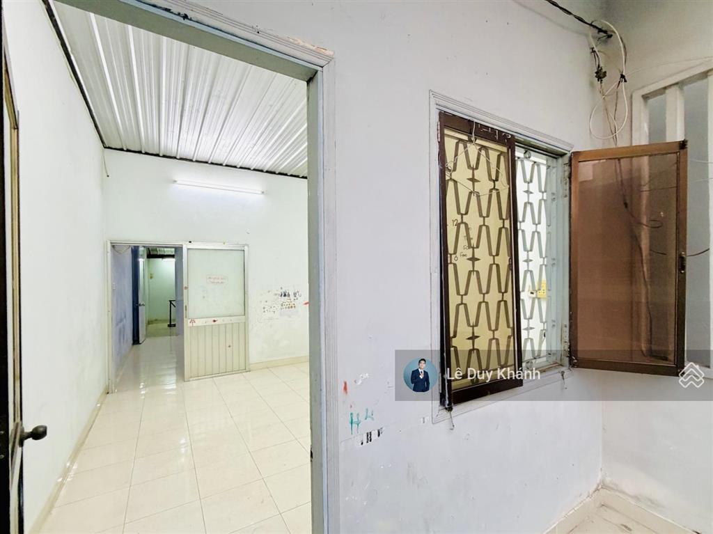 Quá rẻ chỉ 95tr/m2  bán đất tặng nhà 2 tầng (5m x 18m)  ngay học viện cán bộ chu văn an